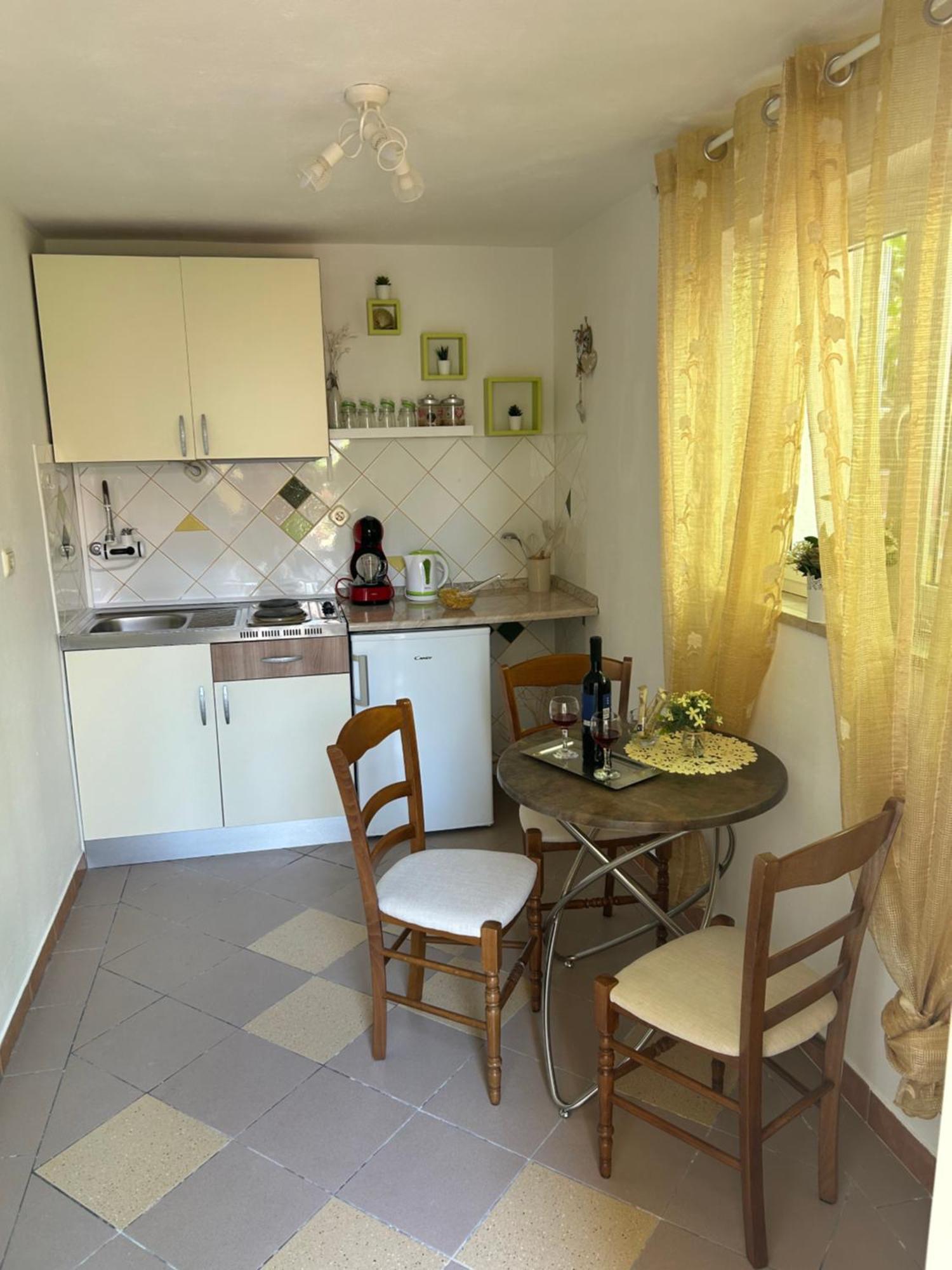 Apartmani Grguric คอร์นิช ภายนอก รูปภาพ