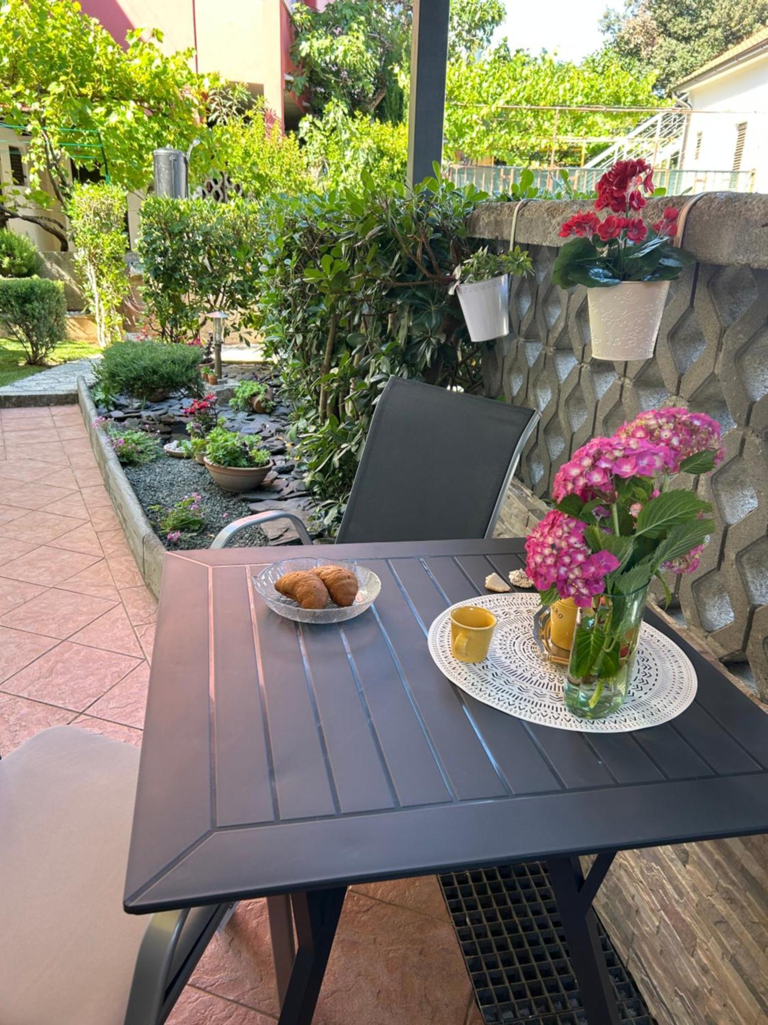 Apartmani Grguric คอร์นิช ภายนอก รูปภาพ